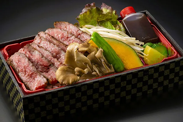 和牛ステーキ弁当 和風ソース